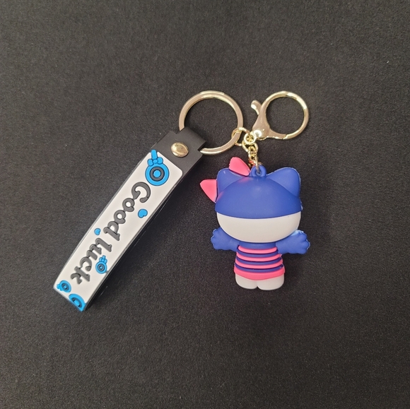 Hello Kitty Keychain - Picture 2 of 2